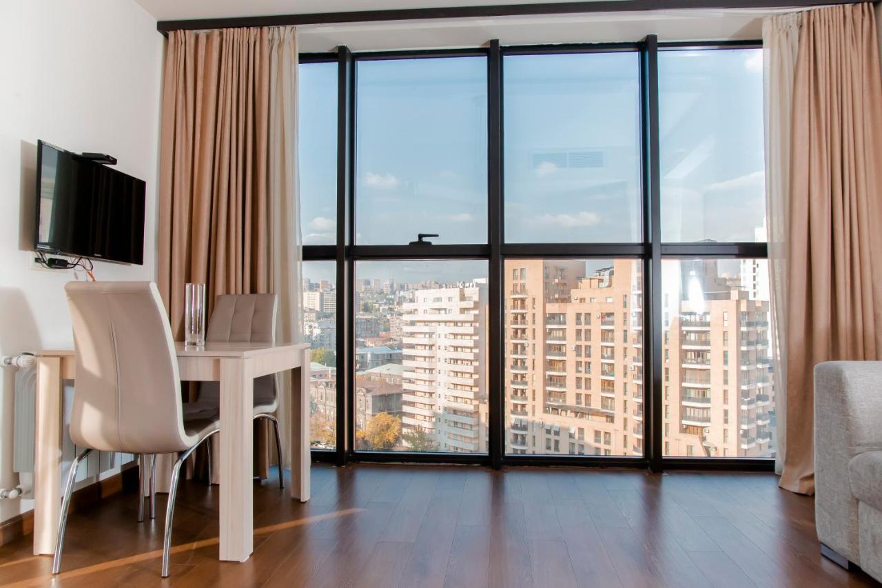D&H Group Apartment Yerevan Exterior photo