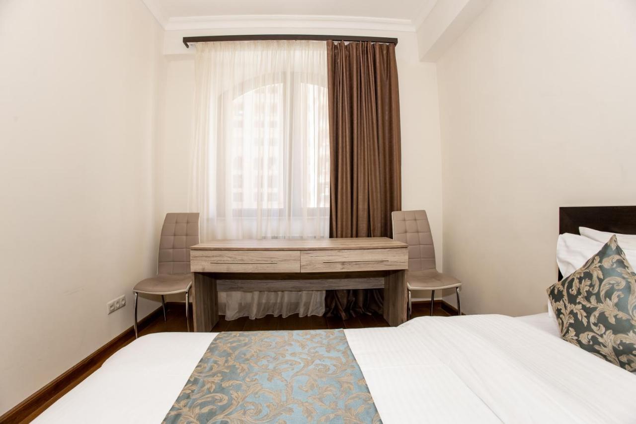 D&H Group Apartment Yerevan Exterior photo
